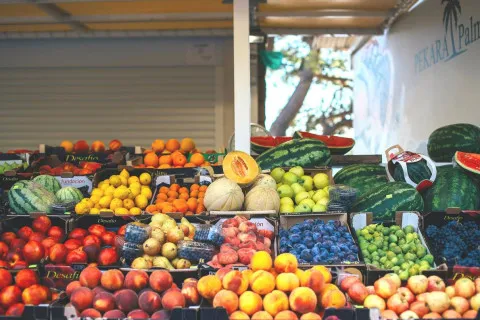 В Україні ціни на деякі продукти можуть зрости до 30%: що подорожчає і з якої причини