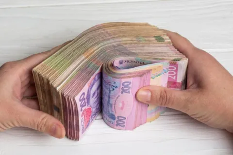 Несподіване поповнення бюджету: які знаки Зодіаку отримають прибуток у середині липня