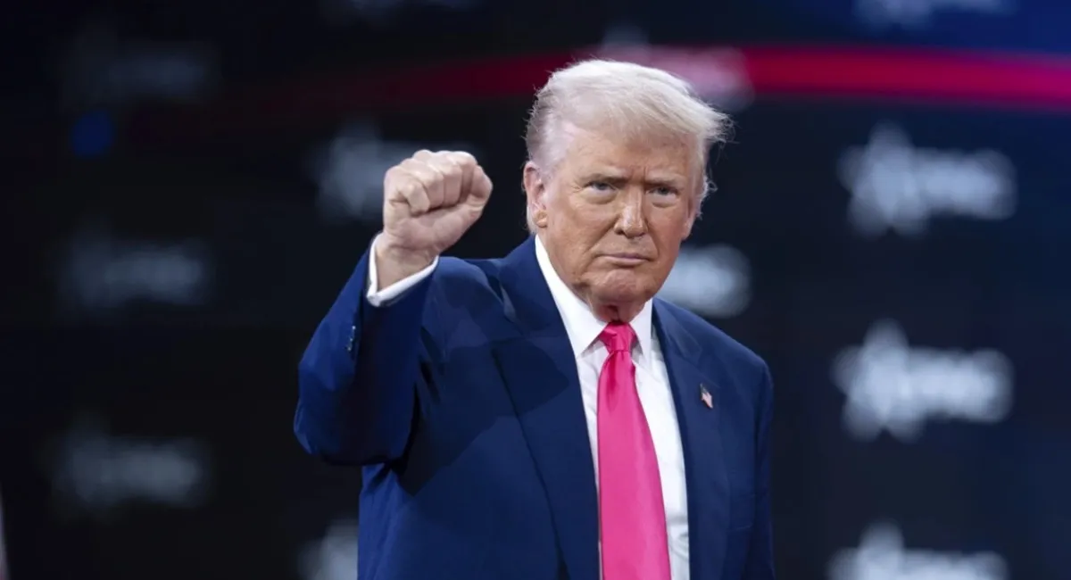 Довольно сильно: стало известно, как Трамп отреагировал на спецоперацию СБУ Паутина - today.ua