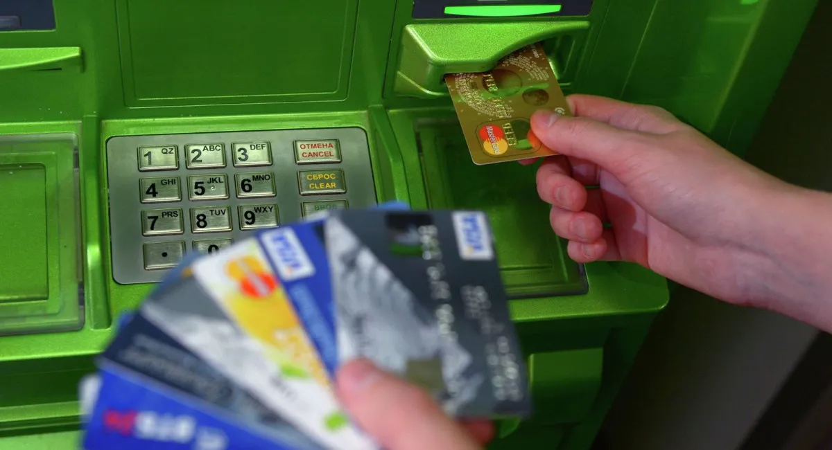 ПриватБанк приховав від спадкоємиці борги померлої родички та списав з неї гроші - today.ua