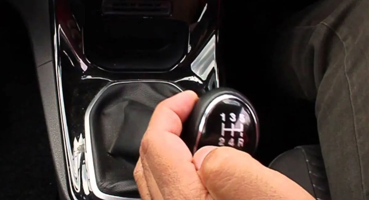 Названы привычки водителей, которые снижают ресурс автомобилей - today.ua