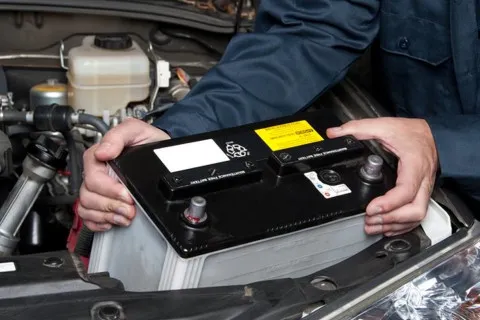 Що станеться, якщо неправильно встановити автомобільний акумулятор