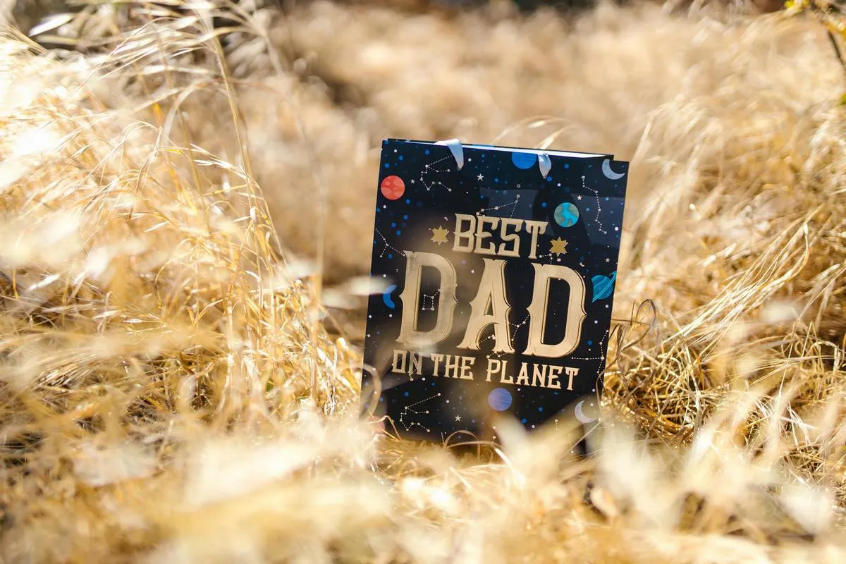 День отца 2025: дата семейного праздника и идеи приятного подарка для папы - today.ua