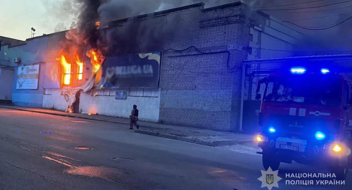 Росіяни знищили склад з гуманітарною допомогою в Запоріжжі: згоріло 100 тонн продукції - today.ua