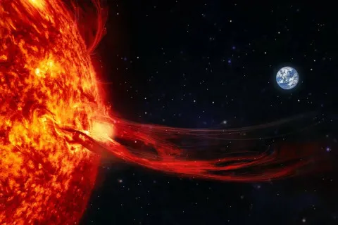 На Солнце произошла колоссальная вспышка, однако не это самое опасное для Земли