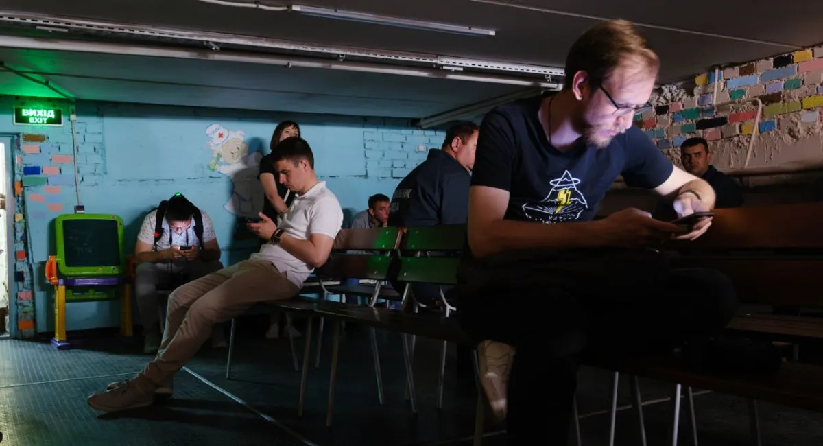  В Україні запропонували брати плату з людей за вхід в укриття під час обстрілів - today.ua