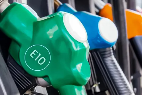 В Україні запропонували додавати до бензину 10% біоетанолу