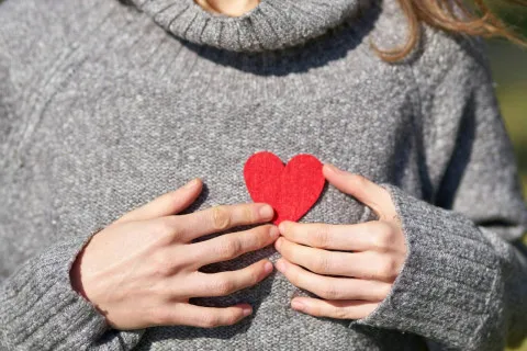 Що їсти, щоб серце працювало стабільніше і довше: список корисних продуктів