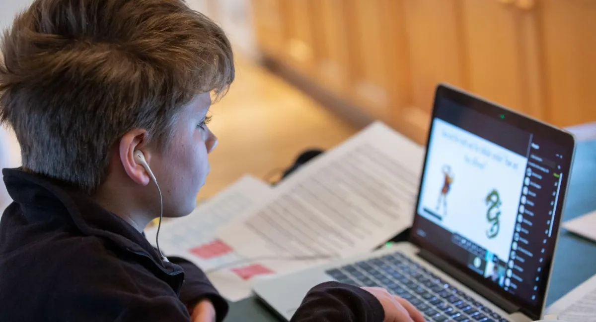 С 1 сентября многие школы перейдут на дистанционное обучение: как изменились правила для получения образования онлайн - today.ua