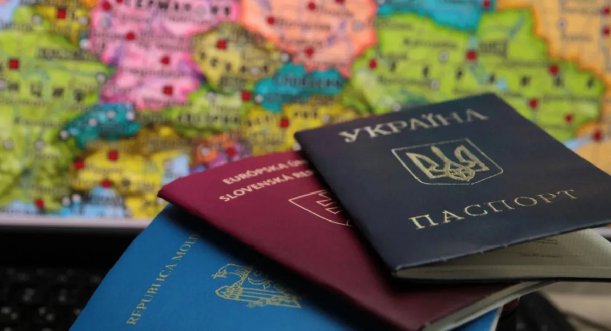 Украинцы теперь смогут иметь два гражданства: кому позволят получить паспорт другой страны - today.ua