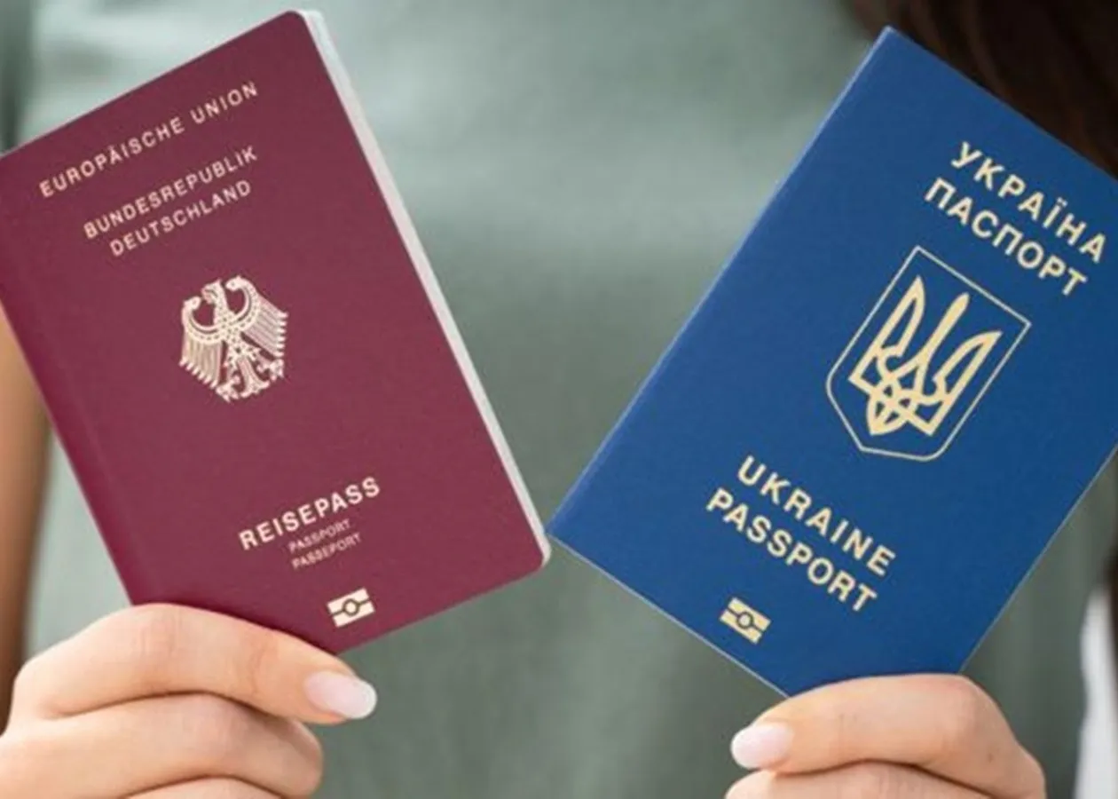 Украинцы теперь смогут иметь два гражданства: кому позволят получить паспорт другой страны - today.ua