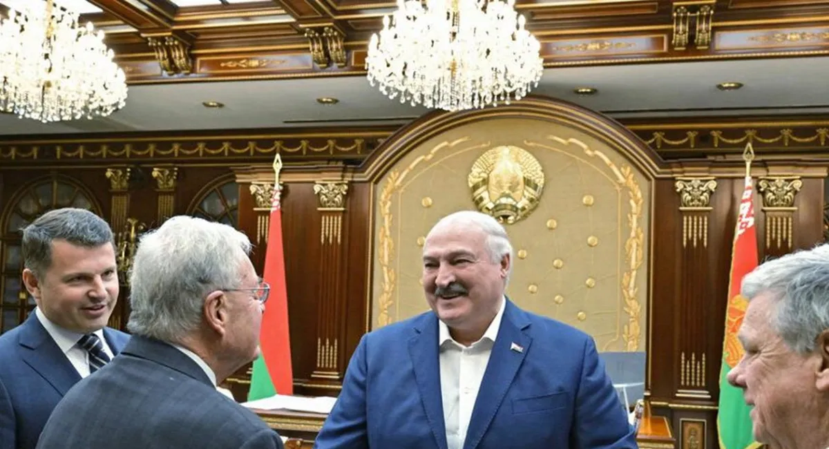 Общались более шести часов: о чем на самом деле говорили Келлог и Лукашенко в Минске - today.ua