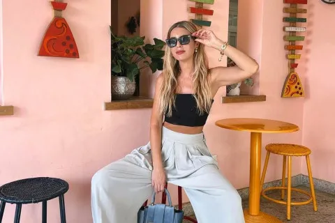 Модный хит лета: какие штаны стали самыми популярными в новом сезоне