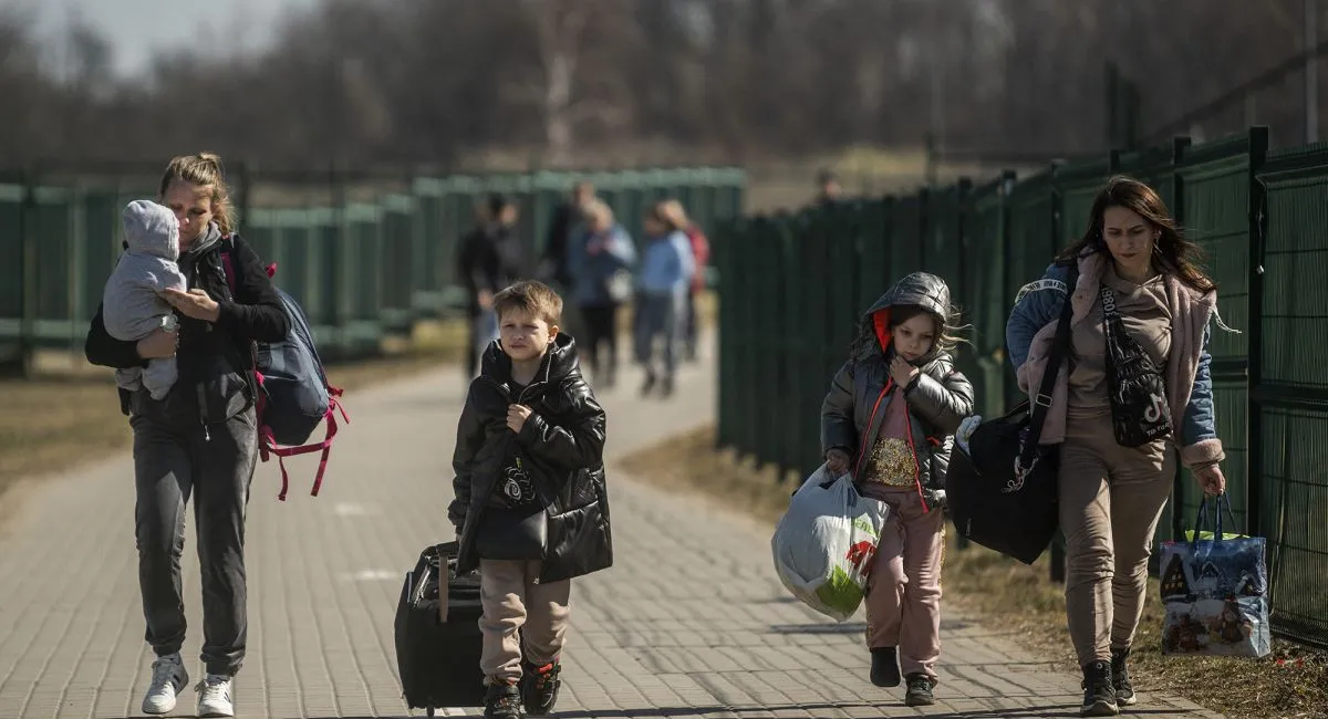С 1 июля многих украинских переселенцев могут лишить статуса ВПЛ: кто в зоне риска - today.ua