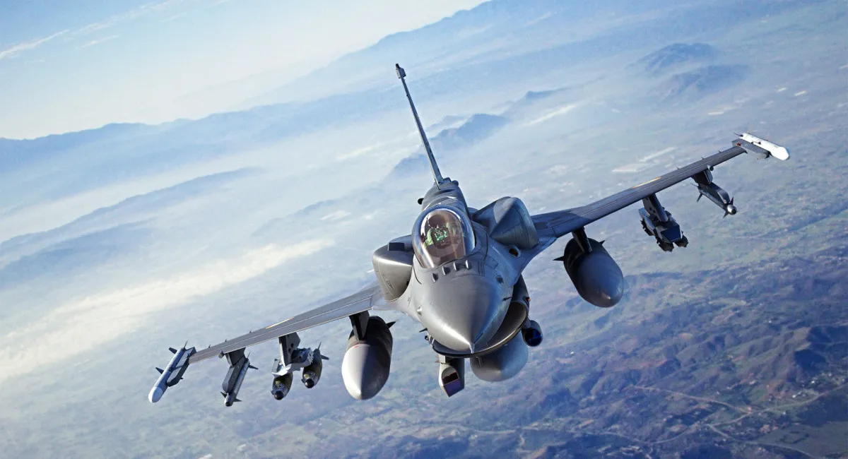 У нічному бою загинув пілот F-16 Максим Устименко: льотчик врятував людей ціною власного  життя  - today.ua