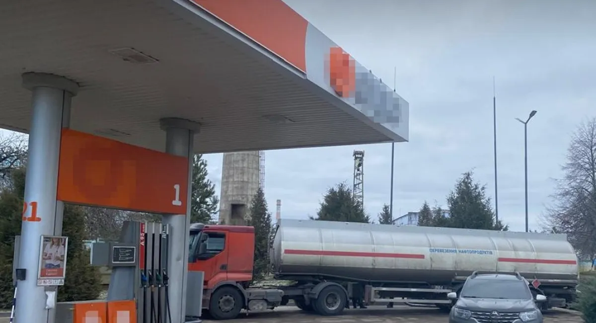 В нескольких областях Украины на АЗС вместо бензина продавали бодягу - today.ua