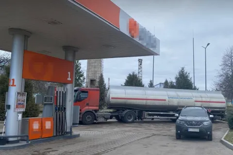 У кількох областях України на АЗС замість бензину продавали "бодягу"