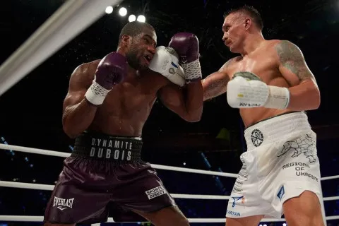 Бій-реванш Усика з Дюбуа: чому цей поєдинок вже увійшов в історію, ще не почавшись