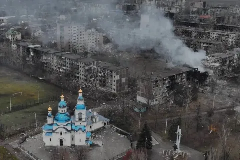 На Донетчине ситуация обостряется: россияне оказывают давление сразу с нескольких направлений — DeepState