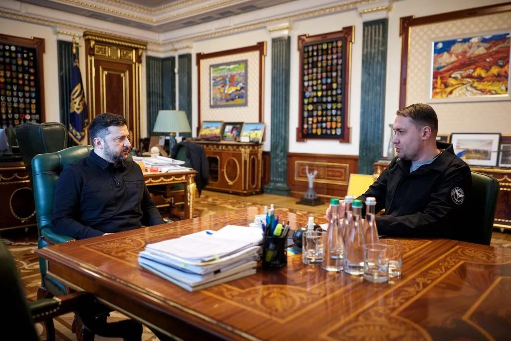 Конфлікт між Зеленським і Будановим неминучий, тому що обидва хочуть стати наступним президентом, - політолог Віктор Бобиренко - today.ua