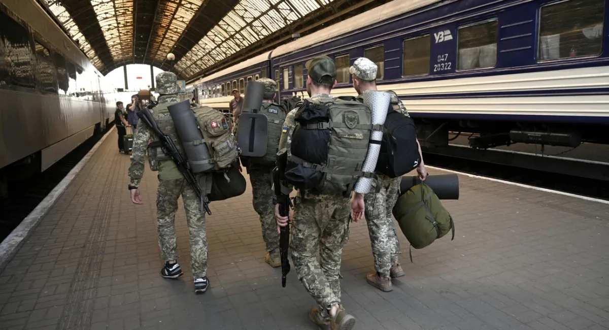 Стало известно, когда начнется демобилизация военных, которые служат с 2014 и 2022 годов - today.ua