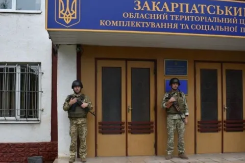 На Закарпатті помер чоловік після перебування в ТЦК: правоохоронці розпочали слідство
