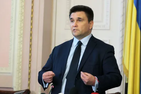 Текущая политика Польши в отношении Украины все больше напоминает поведение РФ - Климкин