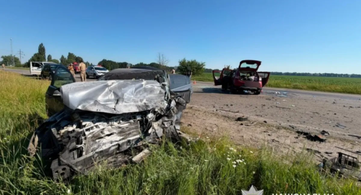 Моторошна ДТП на Київщині: п'ятеро загиблих і двоє постраждалих - today.ua