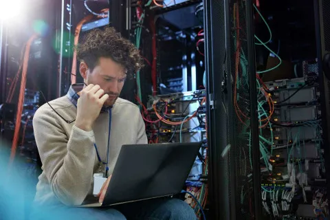 Багато IT-спеціалістів можуть втратити бронювання від мобілізації через нові вимоги уряду