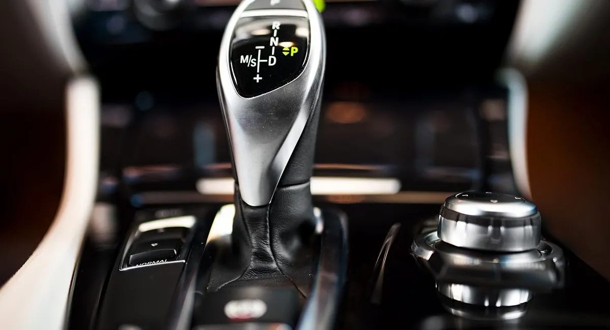 Експерт пояснив, чому не потрібно купувати автомобіль із просунутою АКПП - today.ua