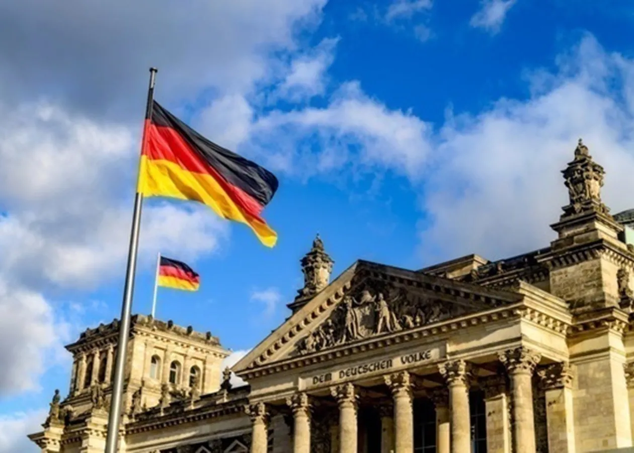 Названа минимальная зарплата в Германии, на которую могут рассчитывать украинцы - today.ua