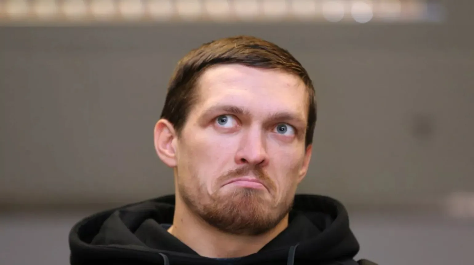 Усик отримав ступінь доктора філософії в галузі права: боксер успішно захистив дисертацію - today.ua