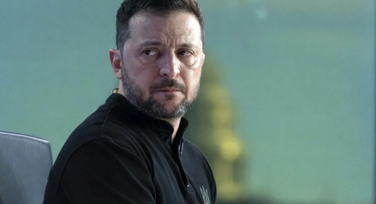 Зеленский отреагировал на ночной обстрел Украины: Россияне запустили почти 200 шахедов - today.ua