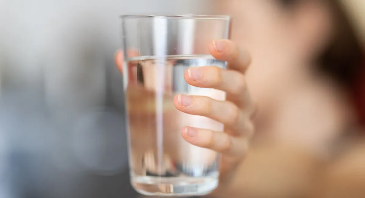 Стакан чистой воды способен сотворить чудо с вашим организмом: впечатляющие результаты одного исследования - today.ua