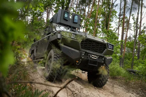 Летом у ВСУ появятся отечественные бронеавтомобили Inguar-3