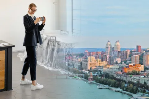 Средние зарплаты в Украине выросли: в каких городах и каким работникам стали платить больше