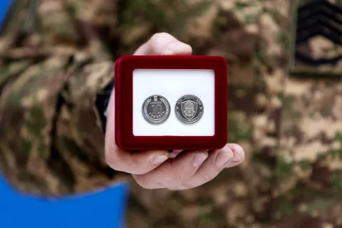 Нацбанк ввел в оборот новую монету номиналом 10 гривен в оригинальном дизайне