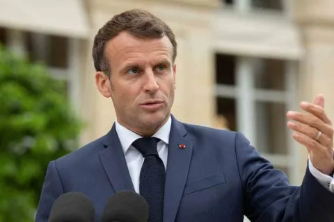 Макрон после переговоров с Зеленским рассказал про функции миротворцев в Украине