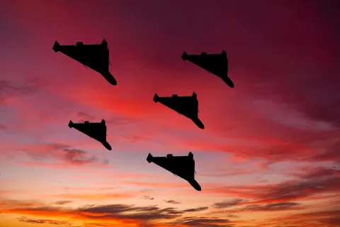 РФ превращает "Шахеды" в мини-истребители: на ударных дронах появились ракеты Р-60