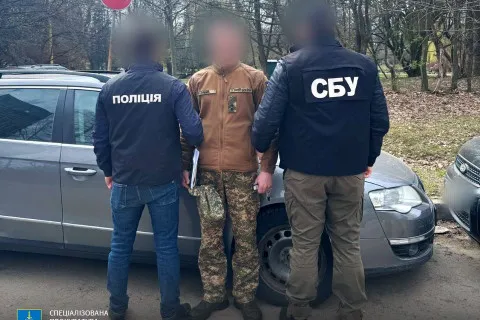 У Львові посадовці Нацгвардії організували корупційну схему: забирали зарплату у підлеглих військових-контрактників