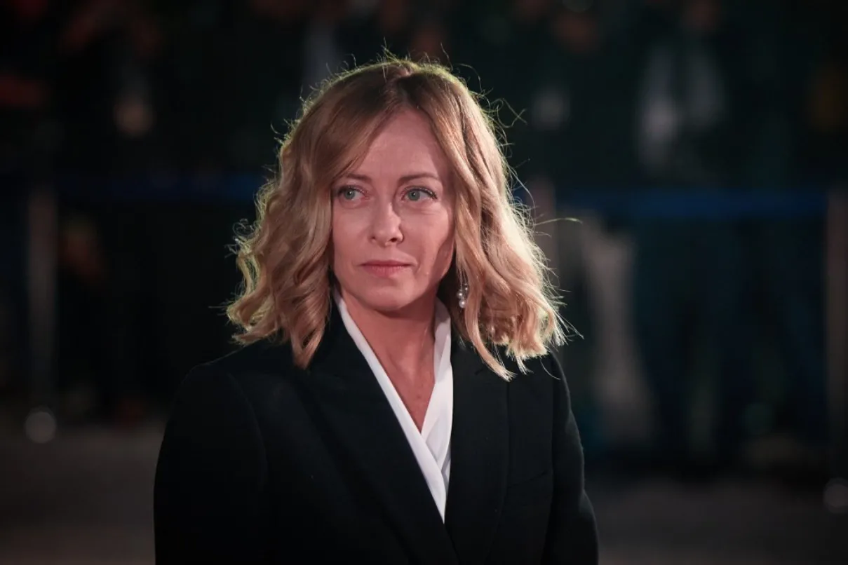 Мелони предложила распространить действие пятой статьи НАТО на Украину без членства в альянсе Мелони предложила распространить действие пятой статьи НАТО на Украину без членства в альянсе - today.ua