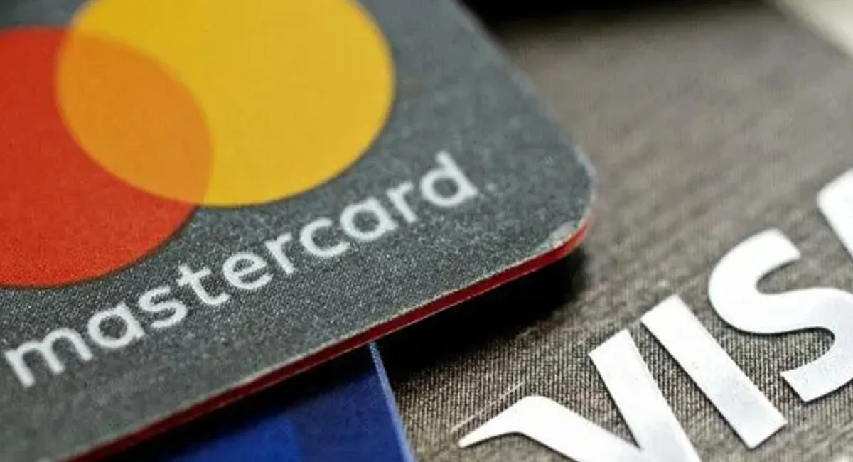 Банкоматы денег не дают: масштабный сбой платежных систем Visa и Mastercard - today.ua