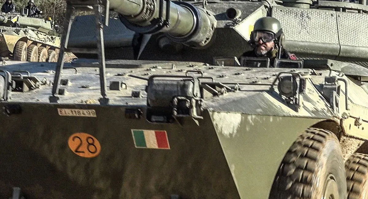 Италия могла уже отправить в Украину колесные танки B1 Centauro - today.ua