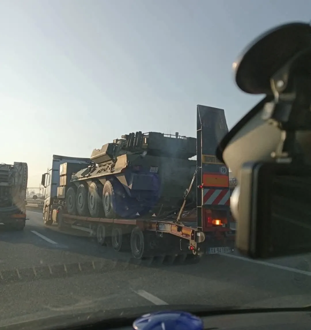 Италия могла уже отправить в Украину колесные танки B1 Centauro - today.ua