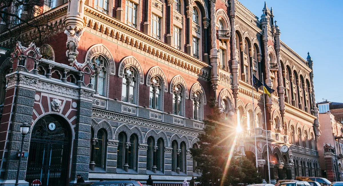 Обесценивание депозитов в гривне: Нацбанк обнародовал неутешительную информацию - today.ua