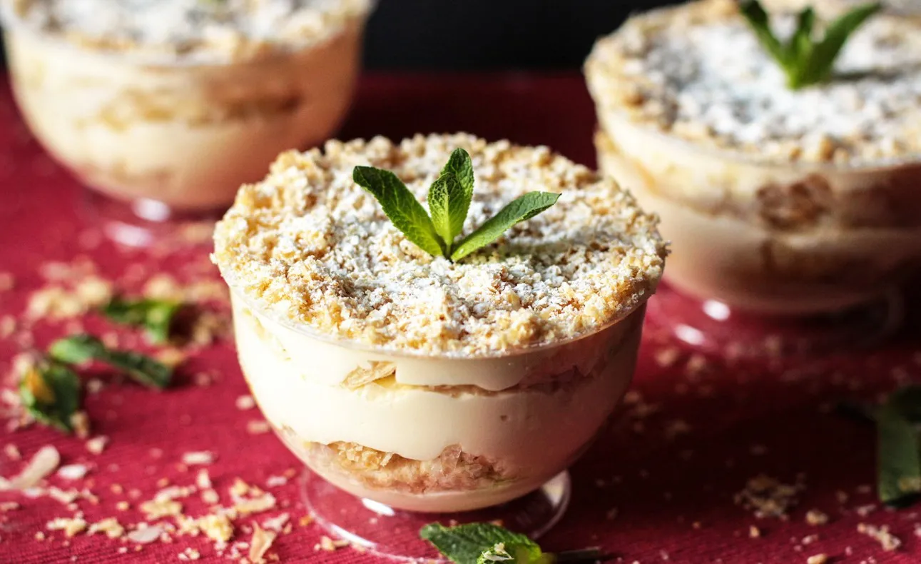 Торт Наполеон в стакане: как быстро и просто приготовить любимый десерт - today.ua