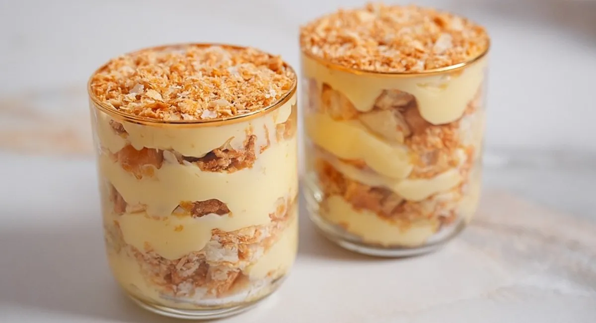 Торт Наполеон в стакане: как быстро и просто приготовить любимый десерт - today.ua