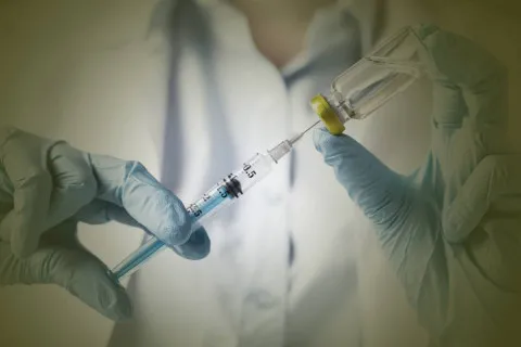 Таинственная смерть в пути: в Италии расследуют жуткое дело, к которому может быть причастен сотрудник Красного Креста