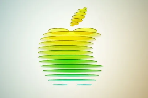 Apple зняла з продажу одразу 15 пристроїв після запуску нових iPhone і MacBook