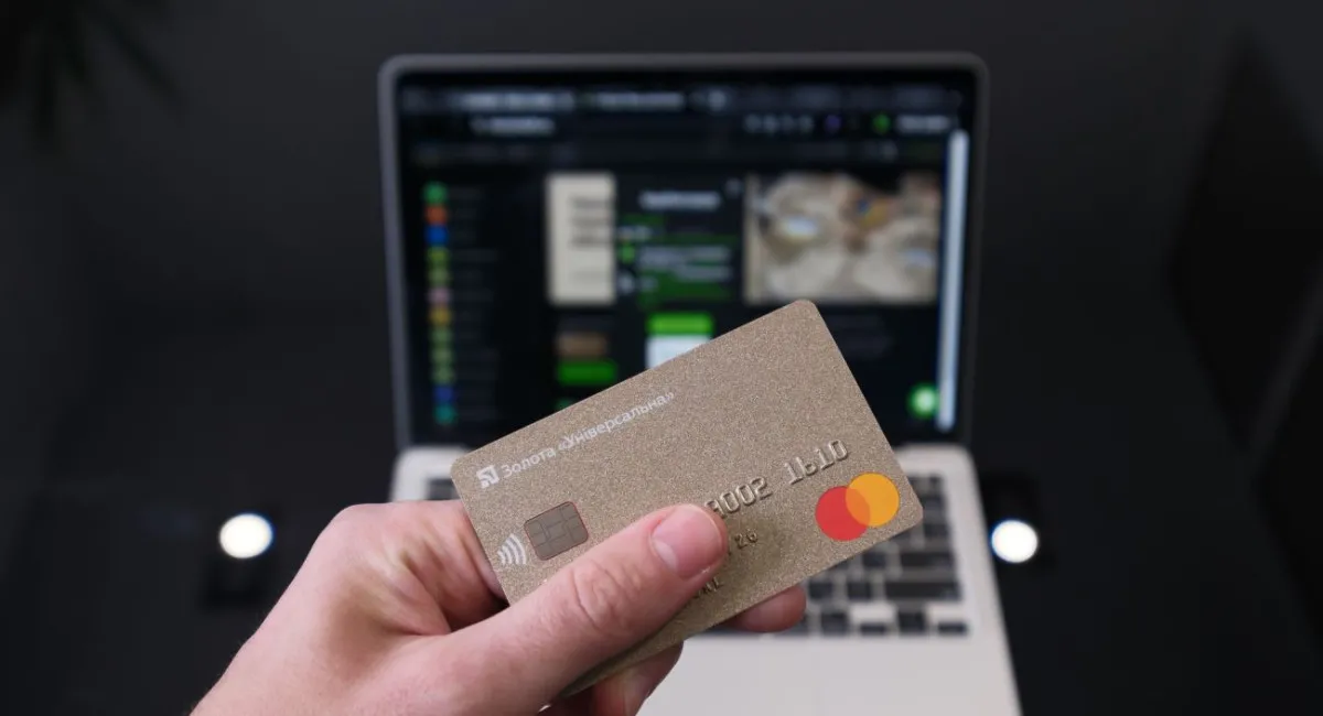 ПриватБанк оголосив про зміну умов грошових переказів між картками - today.ua